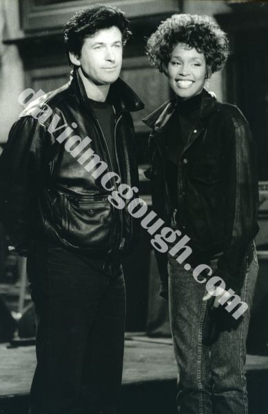Whitney Houston with Alec Baldwin 1991, NY.jpg